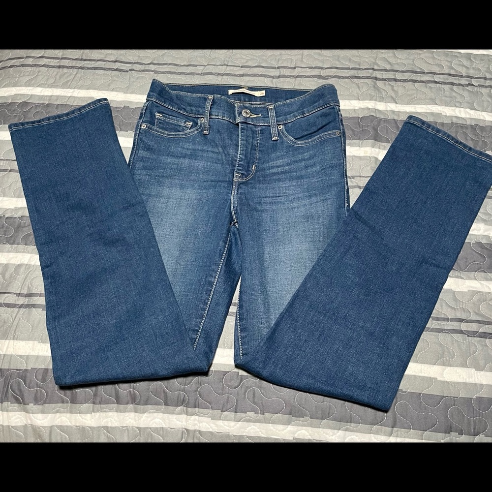 Women’s Levi 314 Shaping Straight Jean